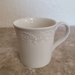 Ralph Lauren Wedgwood Claire Mug Cup Bone